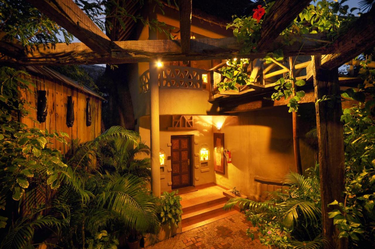 Vedic Village Spa Resort Kolkata Calcutá Exterior foto